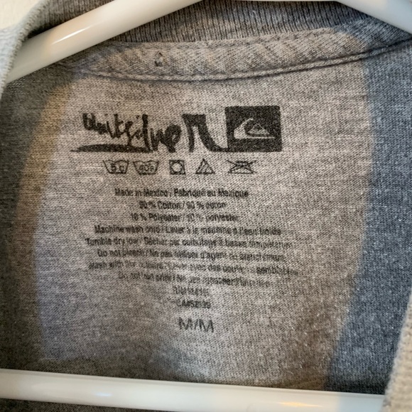 🤩 3 for $20 | Grey Quicksilver T-Shirt - Picture 2 of 3